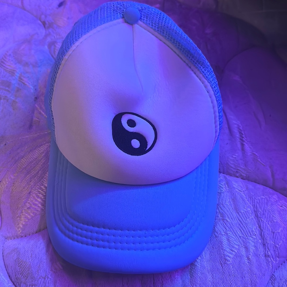 Ying and Yang cap